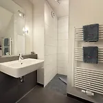 Semesterbostad Neehuus 5 *