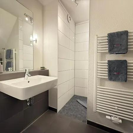 Holiday home Neehuus 5 *